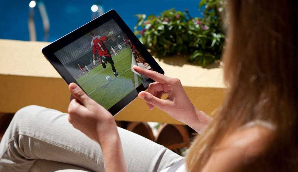 Samsung Galaxy Tab A7 относительно бюджетный планшет, созданный для тех, кому необходимо просматривать контент и проводить видеоконференции