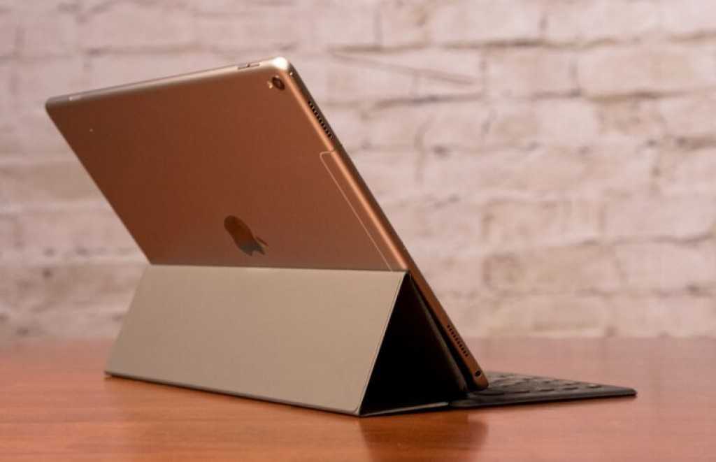 Обзор посвящён планшету Apple iPad Pro 10,5 2017, который сменит 9,7дюймовые модели Теперь, в линейке iPad есть планшеты четырёх размеров