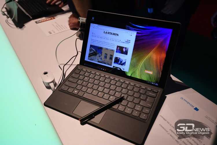 Мы провели обзор Lenovo Miix 2 10ти дюймового устройства Оно связано с функциональной докстанцией, сочетает черты ноутбука и планшета