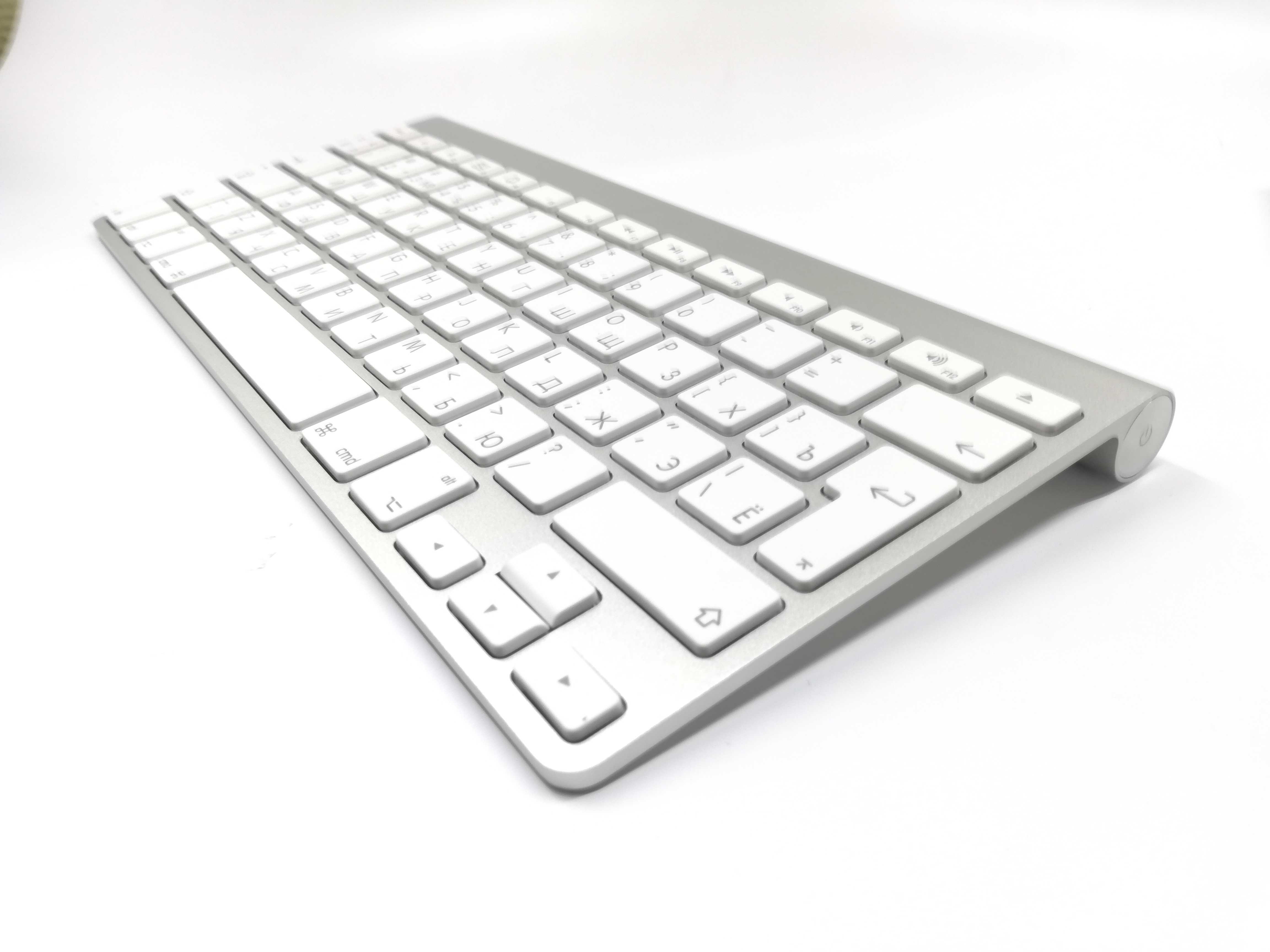 Apple wireless keyboard mc184 white bluetooth купить по акционной цене , отзывы и обзоры.