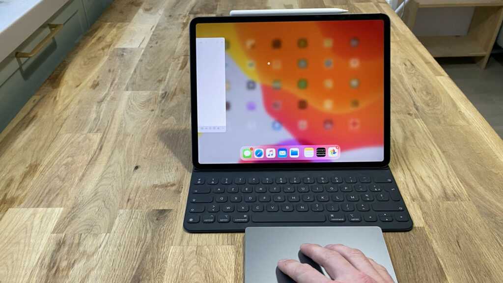 Apple ipad (2020) vs xiaomi mi pad 4