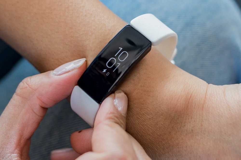 Fitbit charge hr. обзор новой версии популярного фитнес-трекера