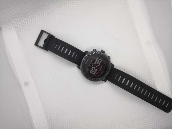 Я носил amazfit pace, первые умные часы от xiaomi. норм?