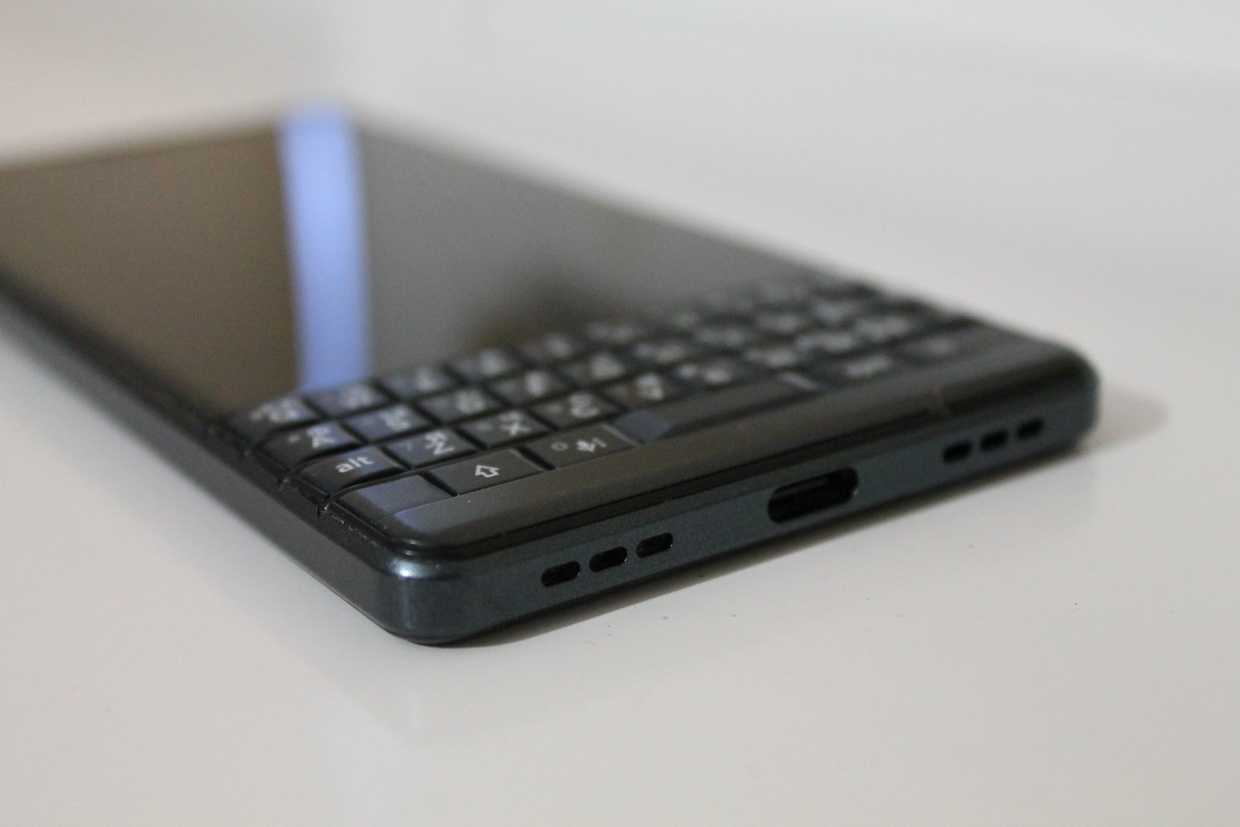 Blackberry key2: обзор смартфона с qwerty -клавиатурой