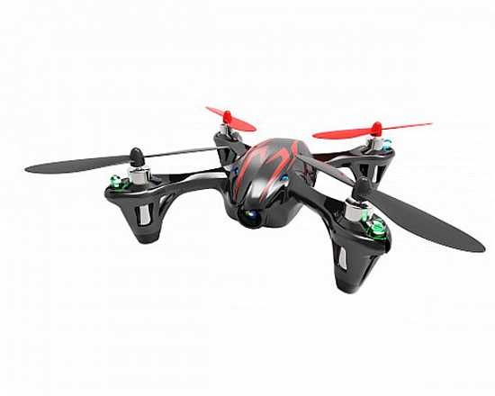 Parrot Bebop Drone стоит 500 , но при этом у него есть большинство функций конкурентов, которые стоят в 2 раза больше, включая GPS