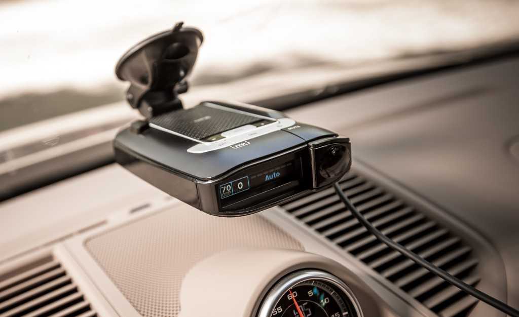 10 лучших камер заднего вида для автомобиля 2021 года