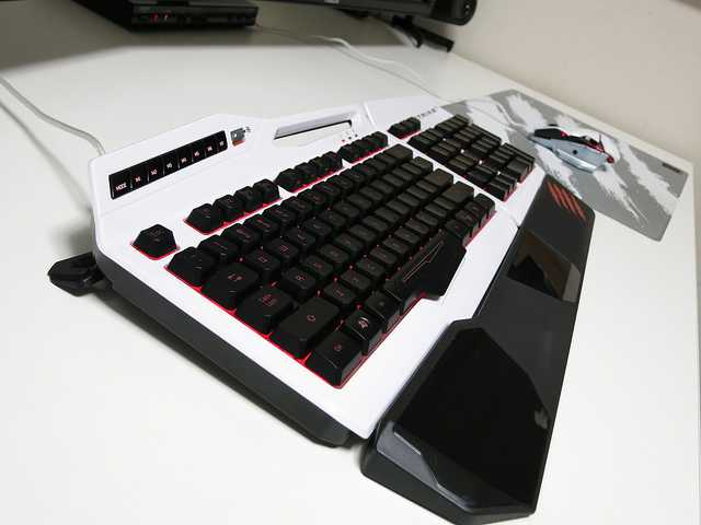 Клавиатура mad catz s.t.r.i.k.e. 3 gaming keyboard black - купить | цены | обзоры и тесты | отзывы | параметры и характеристики | инструкция