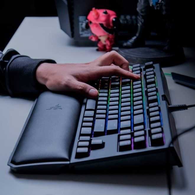 Лучшие игровые клавиатуры razer: механические и с подсветкой